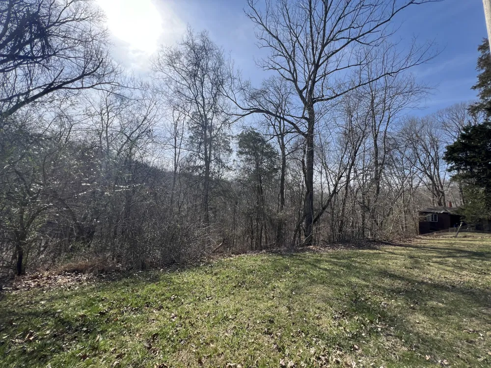 1200 River Rd Clarksville, TN 37040