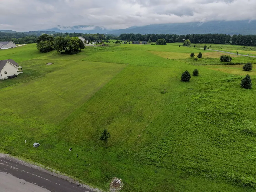 83 River Ridge Drive Dunlap, TN 37327