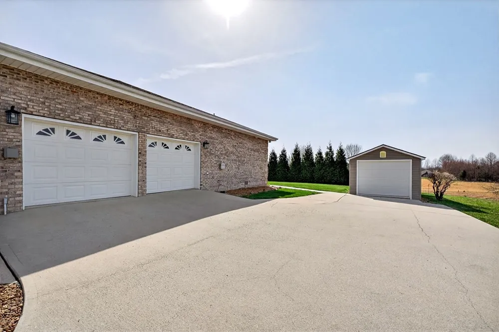 450 Low Gap Rd Sparta, TN 38583