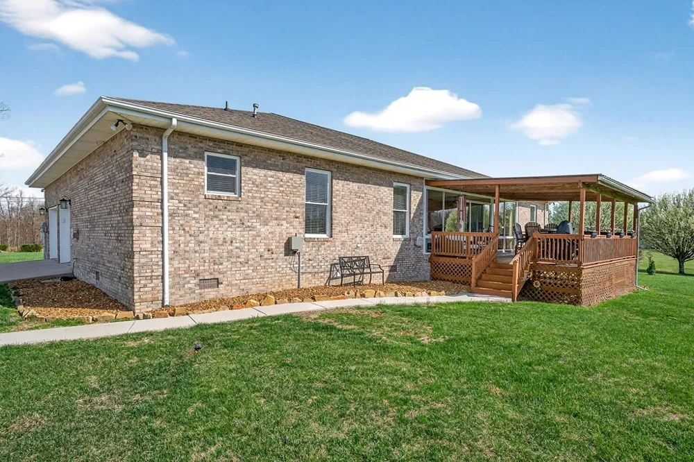 450 Low Gap Rd Sparta, TN 38583