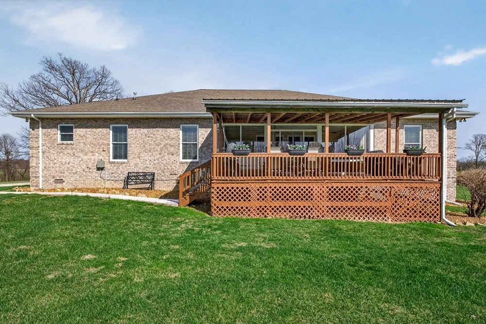 450 Low Gap Rd Sparta, TN 38583