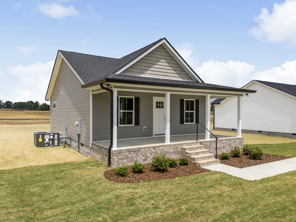 935 Wilkie St N Mc Ewen, TN 37101
