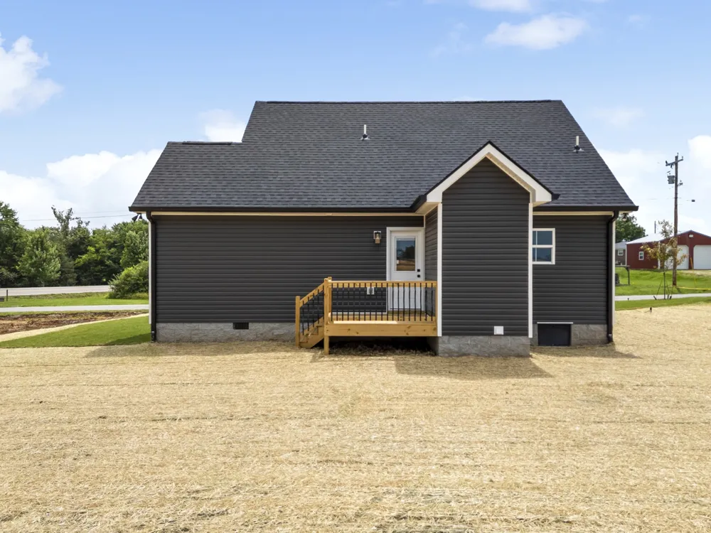 955 Wilkie St N Mc Ewen, TN 37101