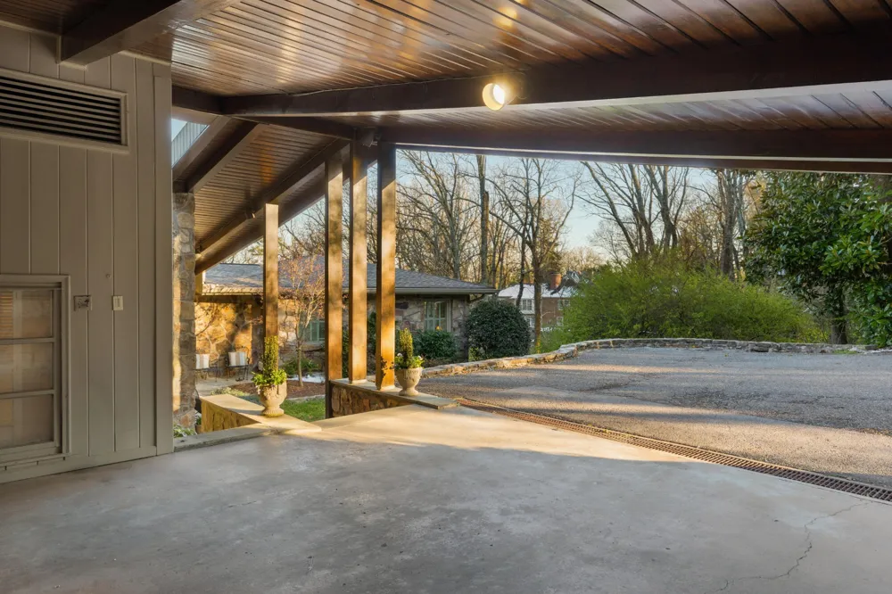 1001 Fleetwood Drive Lookout Mountain, GA 30750