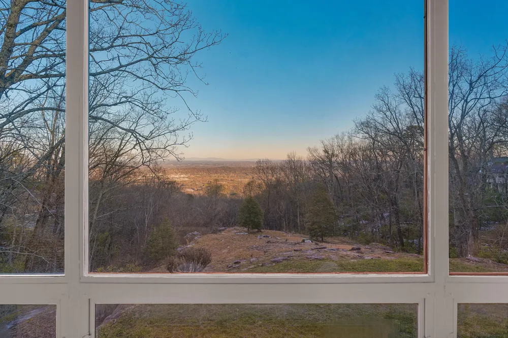 1001 Fleetwood Drive Lookout Mountain, GA 30750