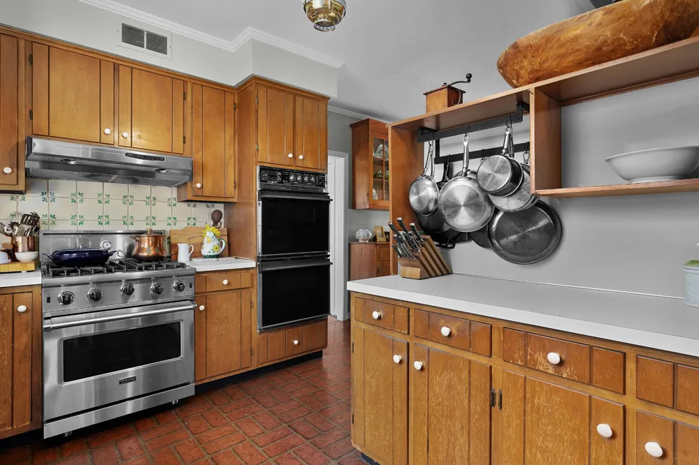1001 Fleetwood Drive Lookout Mountain, GA 30750
