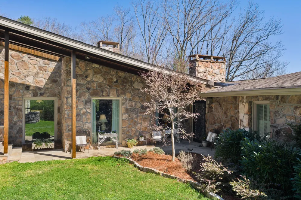 1001 Fleetwood Drive Lookout Mountain, GA 30750