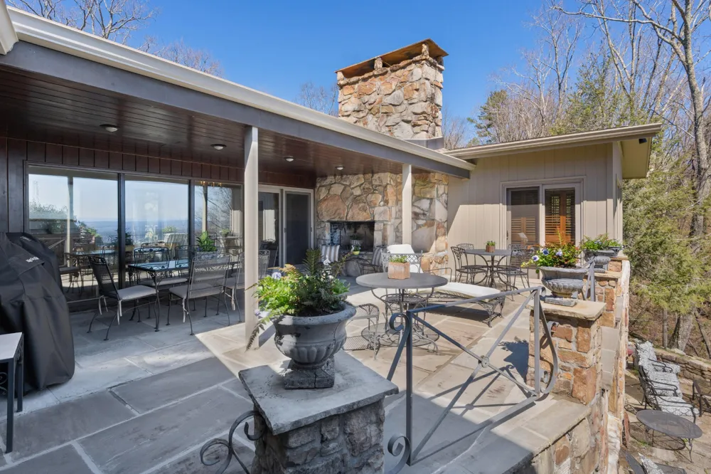 1001 Fleetwood Drive Lookout Mountain, GA 30750