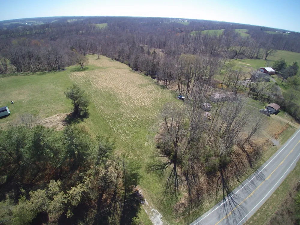 10974 Galen Rd Lafayette, TN 37083