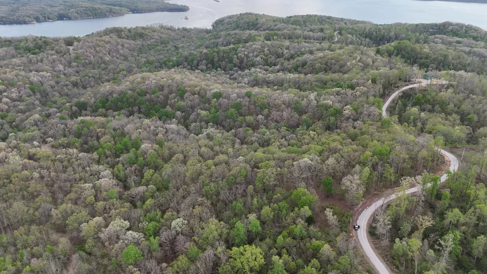 75 Overlook Trl Stewart, TN 37175