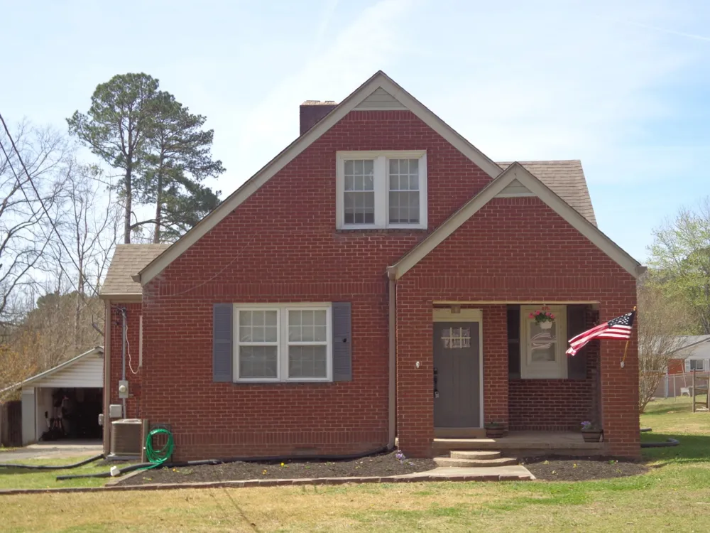 181 Washington Ave Camden, TN 38320