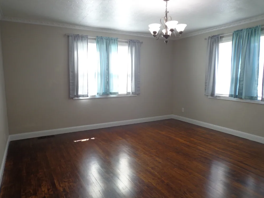181 Washington Ave Camden, TN 38320