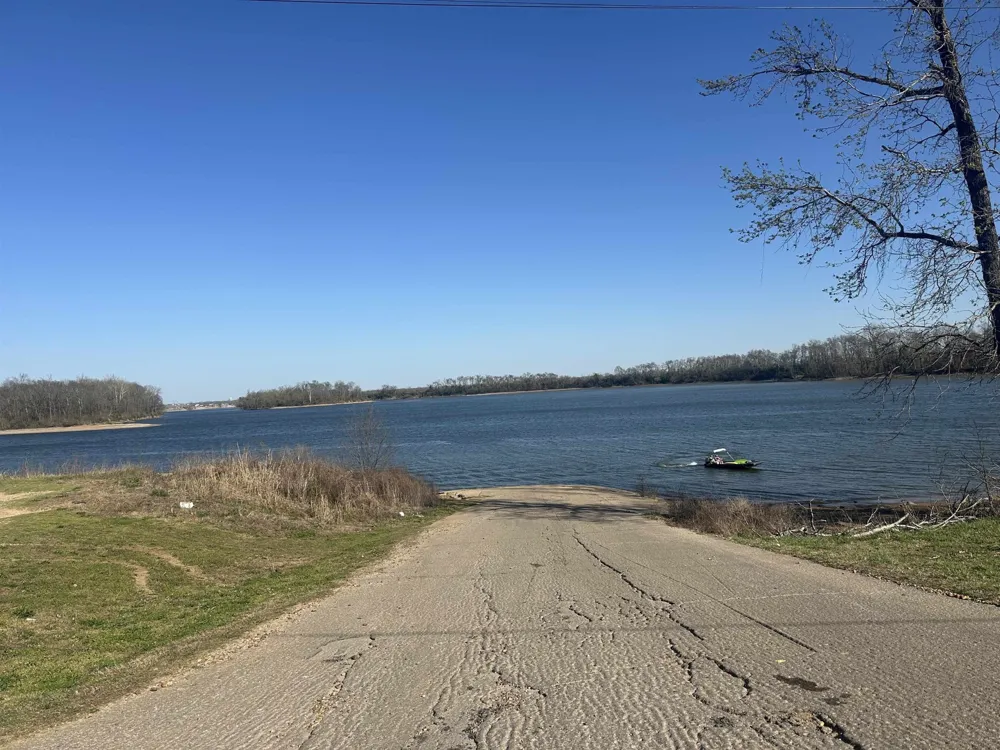 0 CRUMP LANDING RD Crump, TN 38327