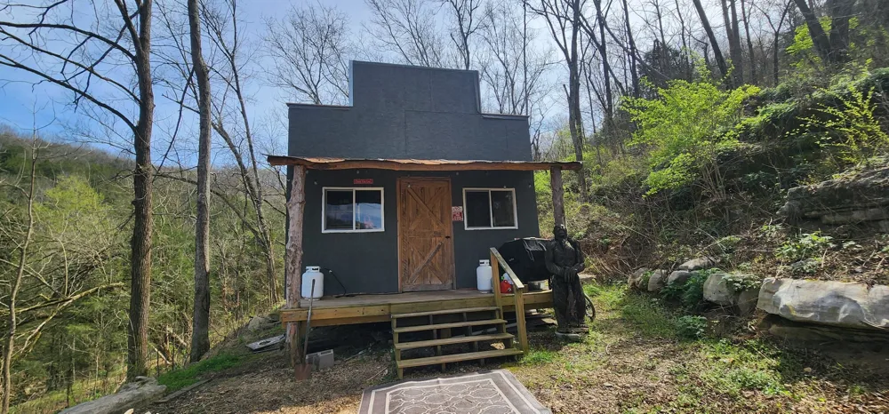 950 Chapman Hollow Rd Dowelltown, TN 37059