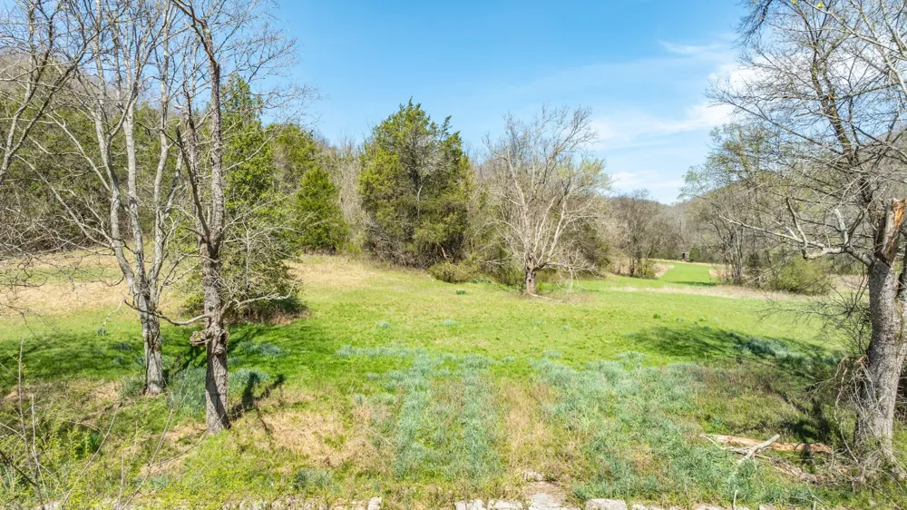 2739 Pickens Rd Lynnville, TN 38472
