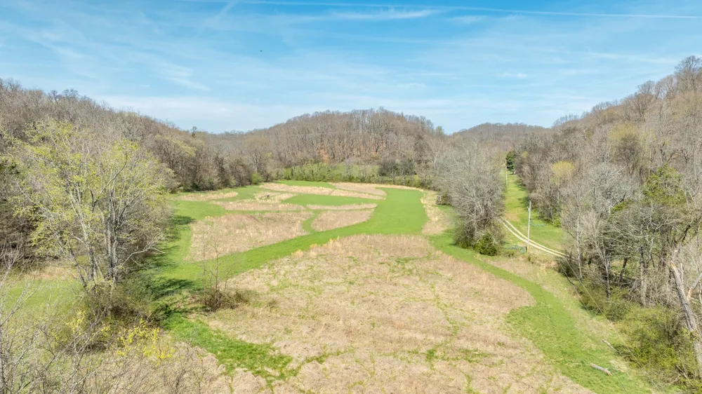 2739 Pickens Rd Lynnville, TN 38472