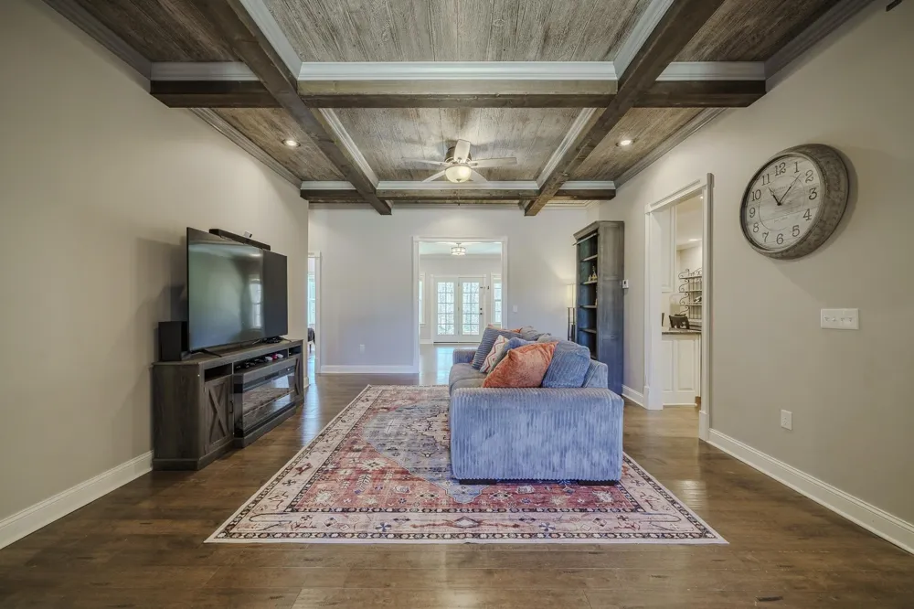 340 GRAND OAKS CV Savannah, TN 38372