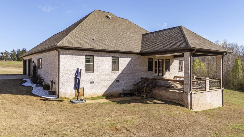 340 GRAND OAKS CV Savannah, TN 38372