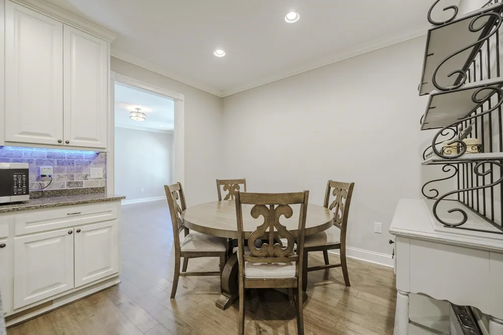340 GRAND OAKS CV Savannah, TN 38372