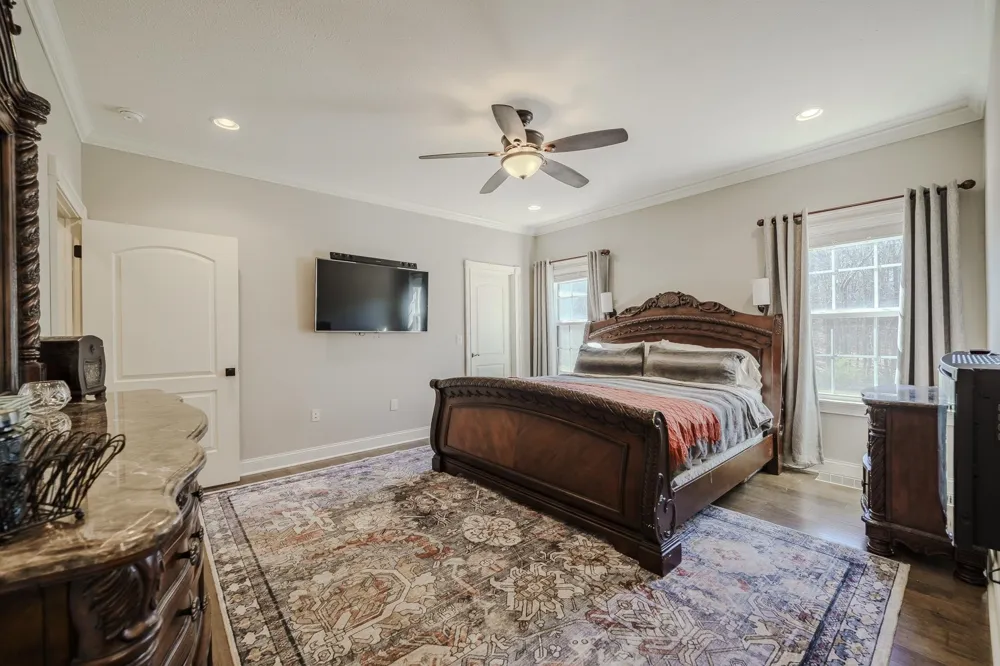 340 GRAND OAKS CV Savannah, TN 38372