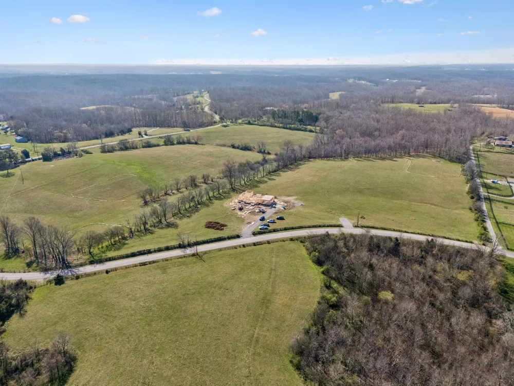 7795 W Lick Creek Rd Primm Springs, TN 38476