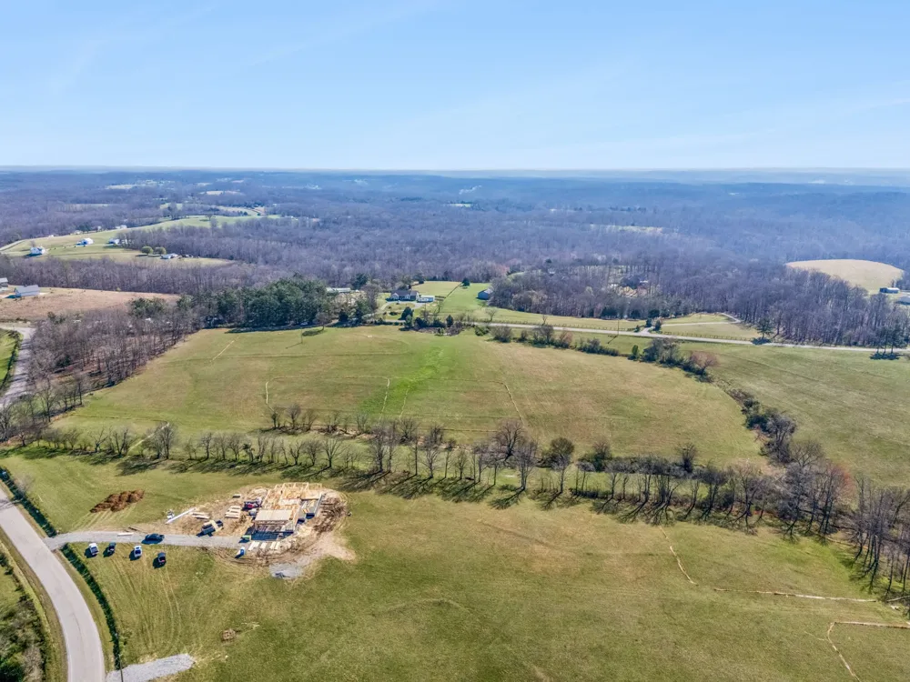 7795 W Lick Creek Rd Primm Springs, TN 38476