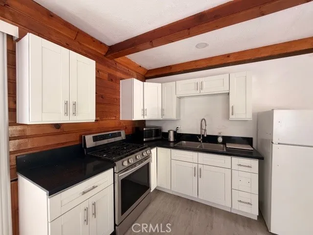 41266 Valley Of The Falls Forest Falls, CA 92339