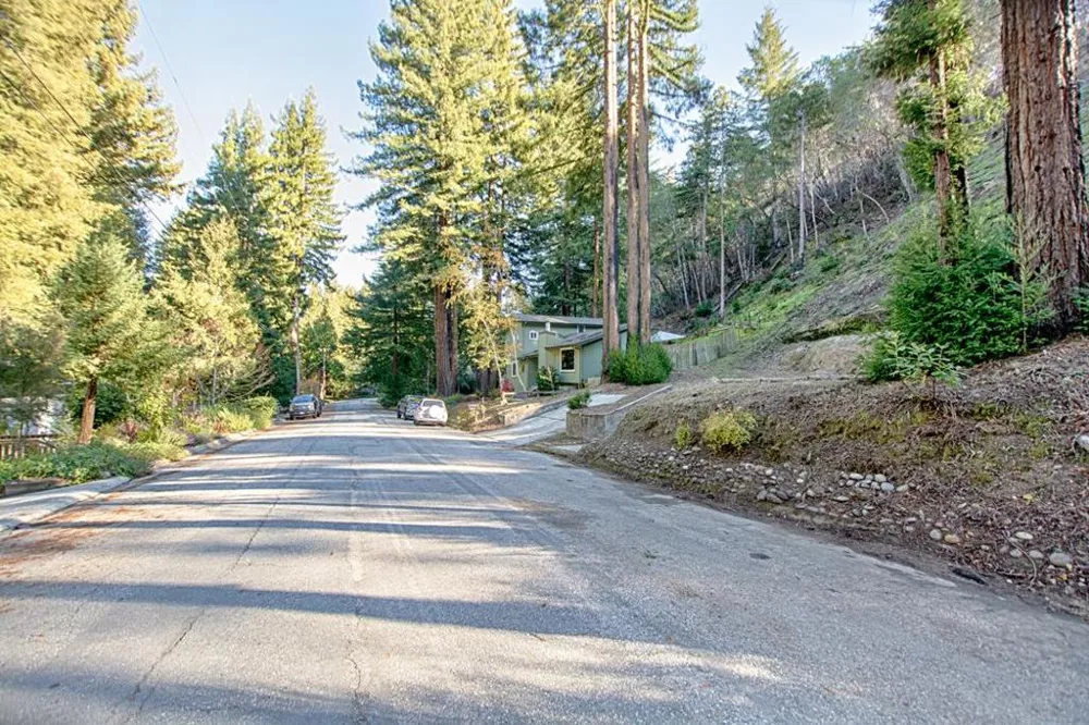 315 Lake Drive Boulder Creek, CA 95006