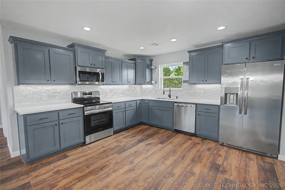 103 E Madden Avenue Braggs, OK 74423