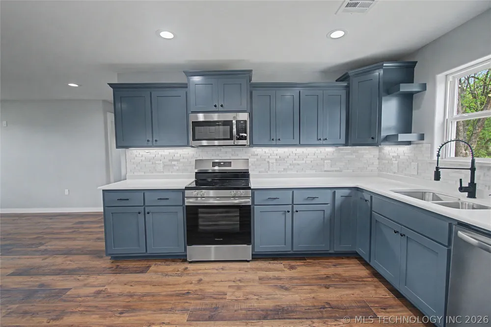 103 E Madden Avenue Braggs, OK 74423