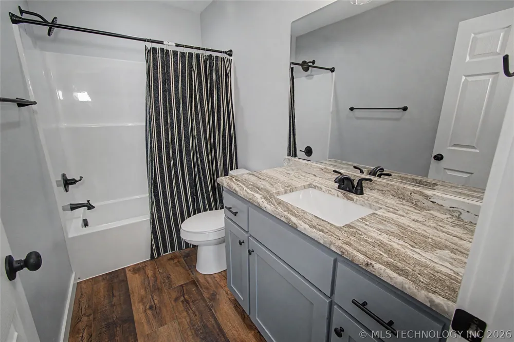 103 E Madden Avenue Braggs, OK 74423