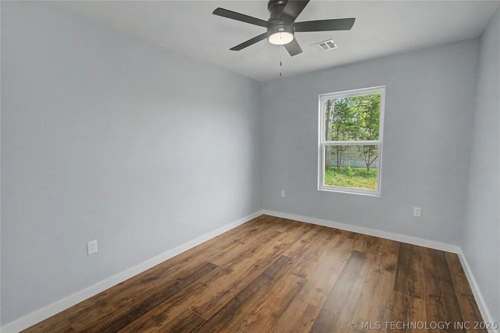 103 E Madden Avenue Braggs, OK 74423