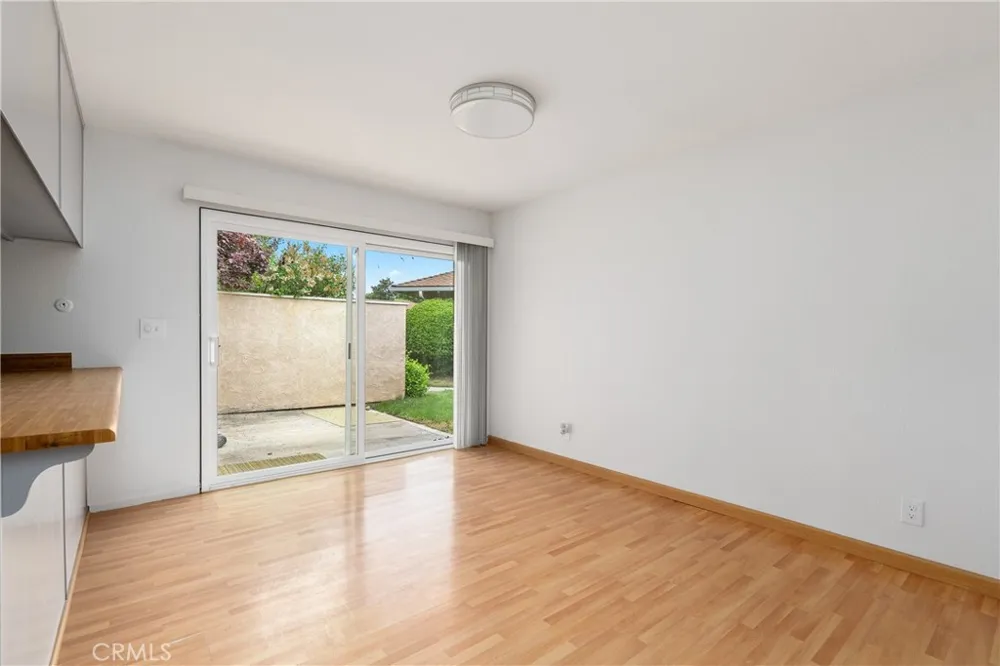 18 Flag Way Paso Robles, CA 93446