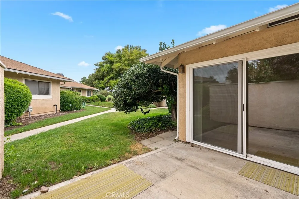 18 Flag Way Paso Robles, CA 93446