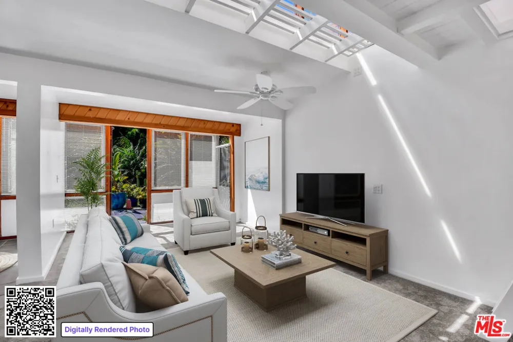 6456 Surfside Way #Apt. Malibu, CA 90265