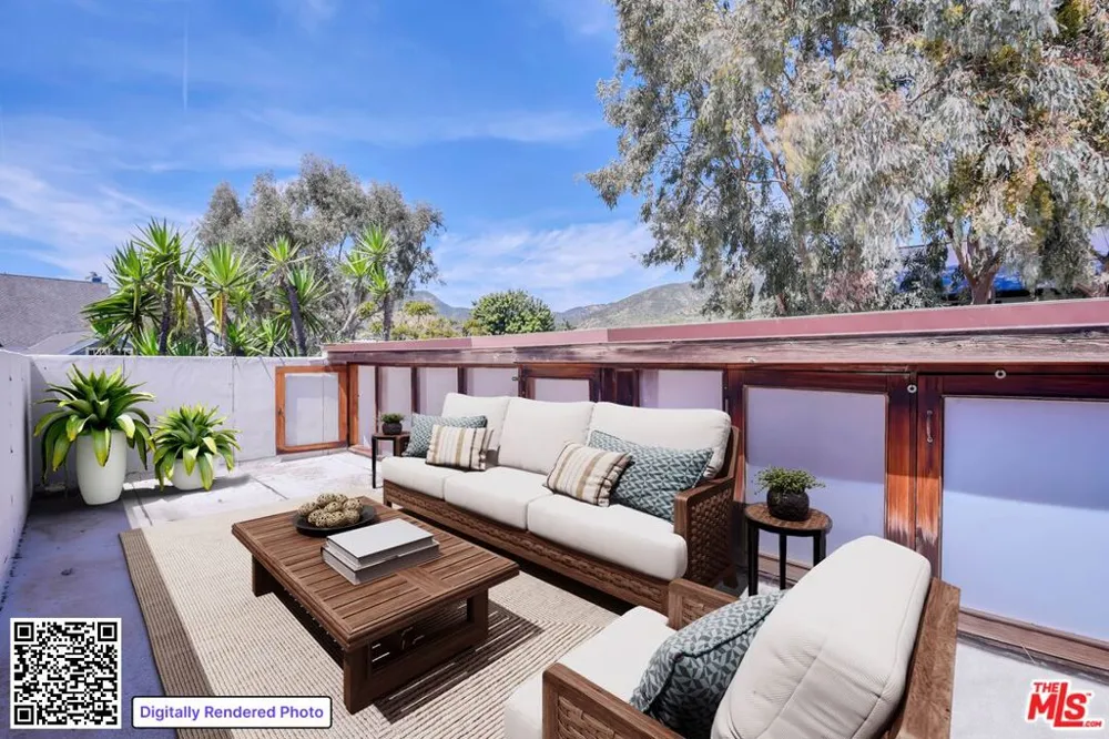 6456 Surfside Way #Apt. Malibu, CA 90265