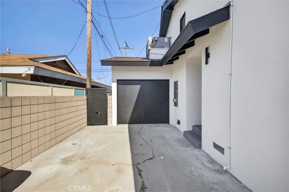 15529 Cornuta Bellflower, CA 90706