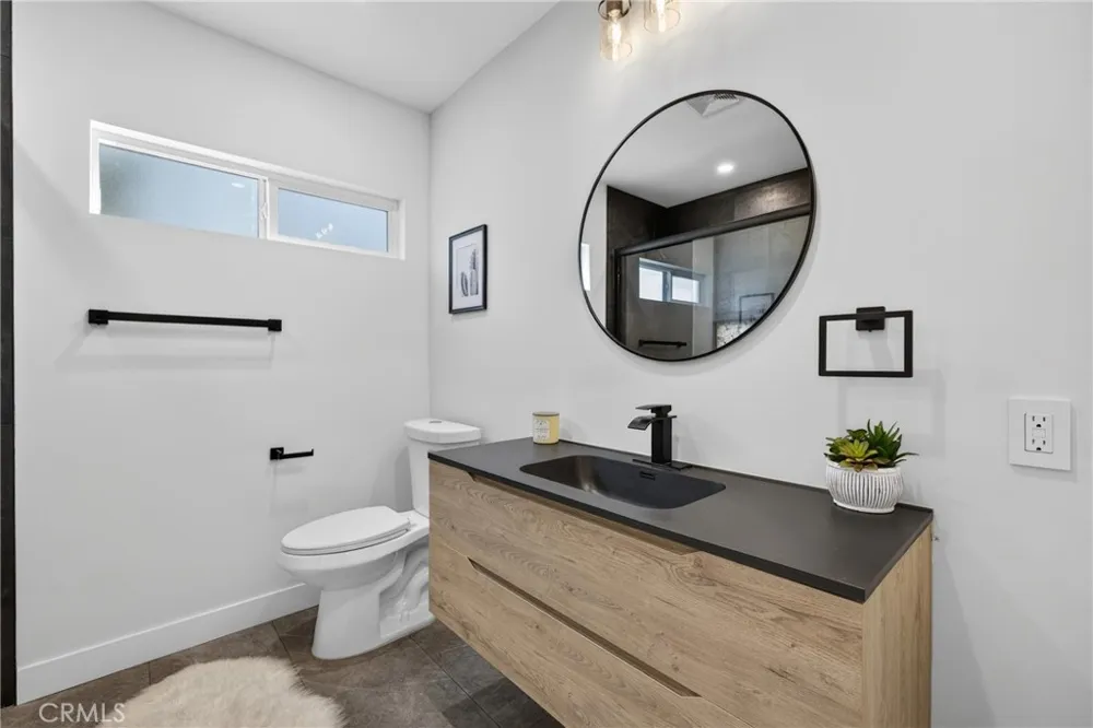15529 Cornuta Bellflower, CA 90706
