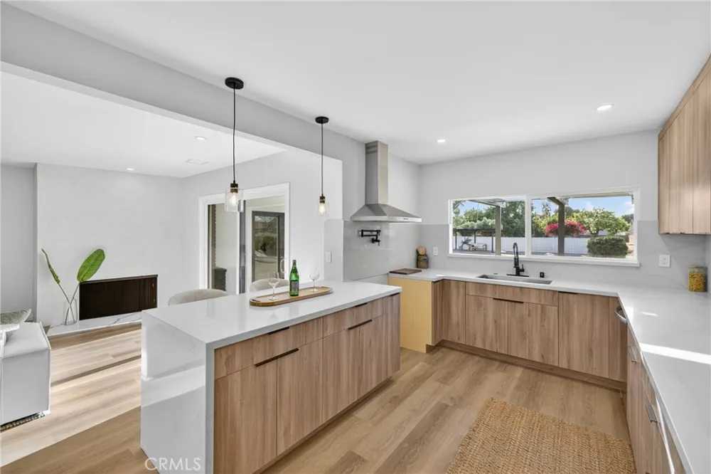 15529 Cornuta Bellflower, CA 90706
