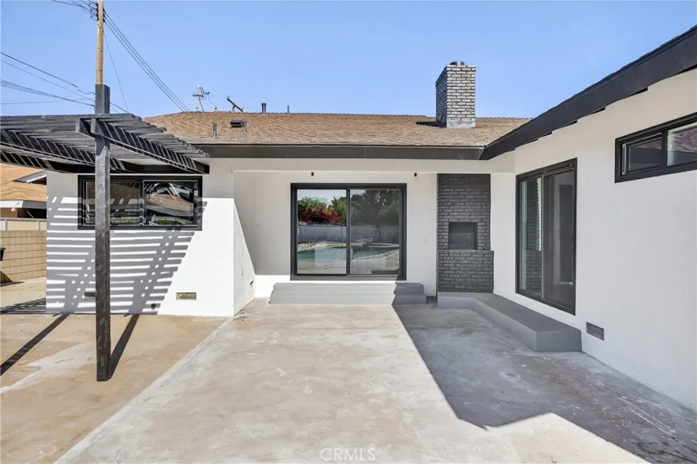 15529 Cornuta Bellflower, CA 90706
