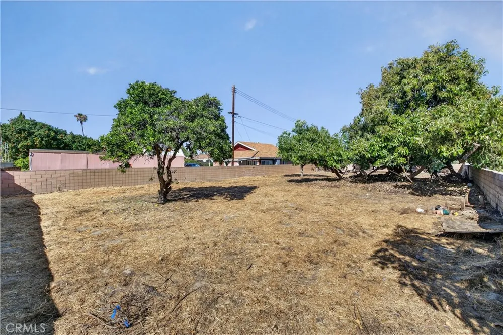 15529 Cornuta Bellflower, CA 90706