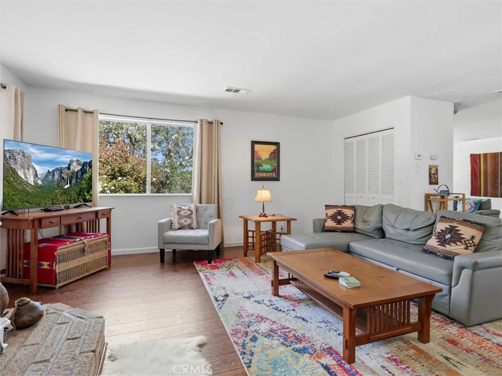 40885 Elliott Oakhurst, CA 93644
