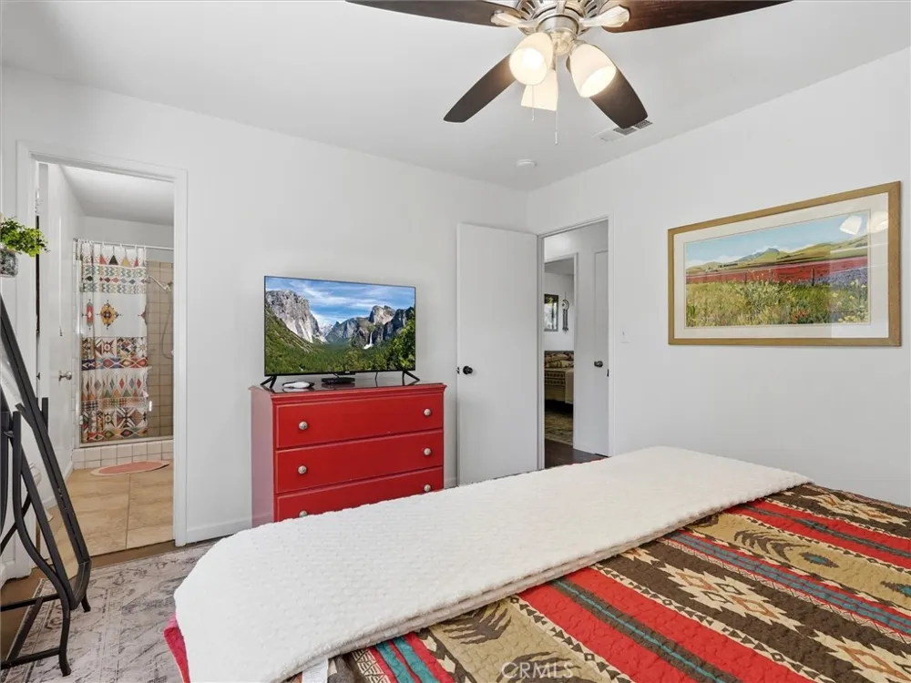 40885 Elliott Oakhurst, CA 93644