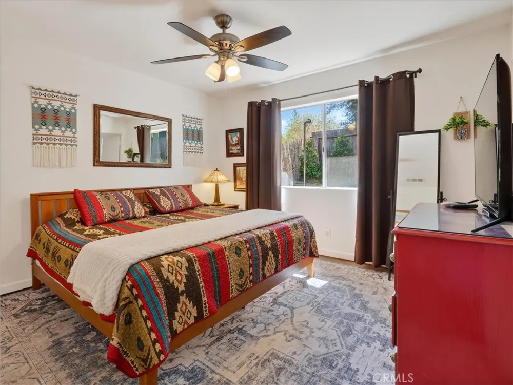 40885 Elliott Oakhurst, CA 93644