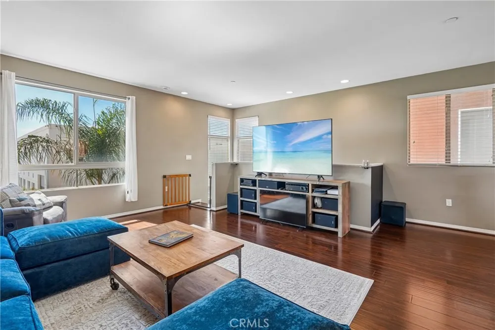 12041 Stanley Park Court Hawthorne, CA 90250