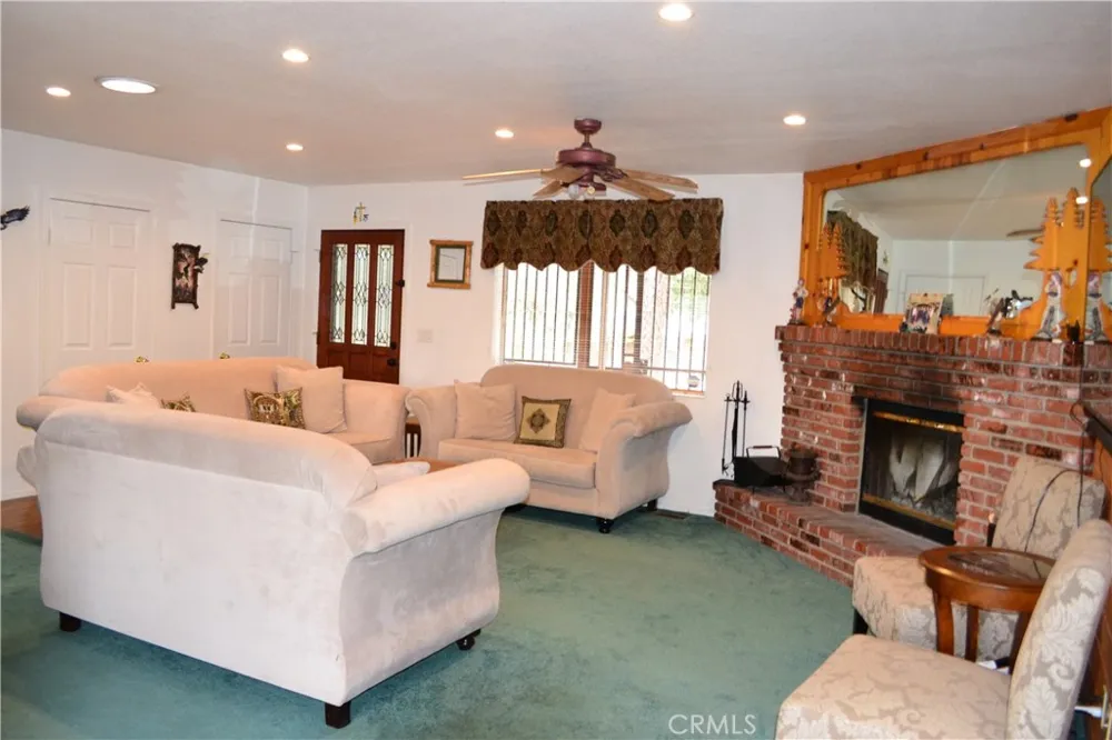 2305 Freeman Pine Mountain Club, CA 93222