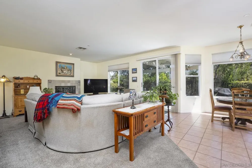 2914 STONEFIELD DR Jamul, CA 91935
