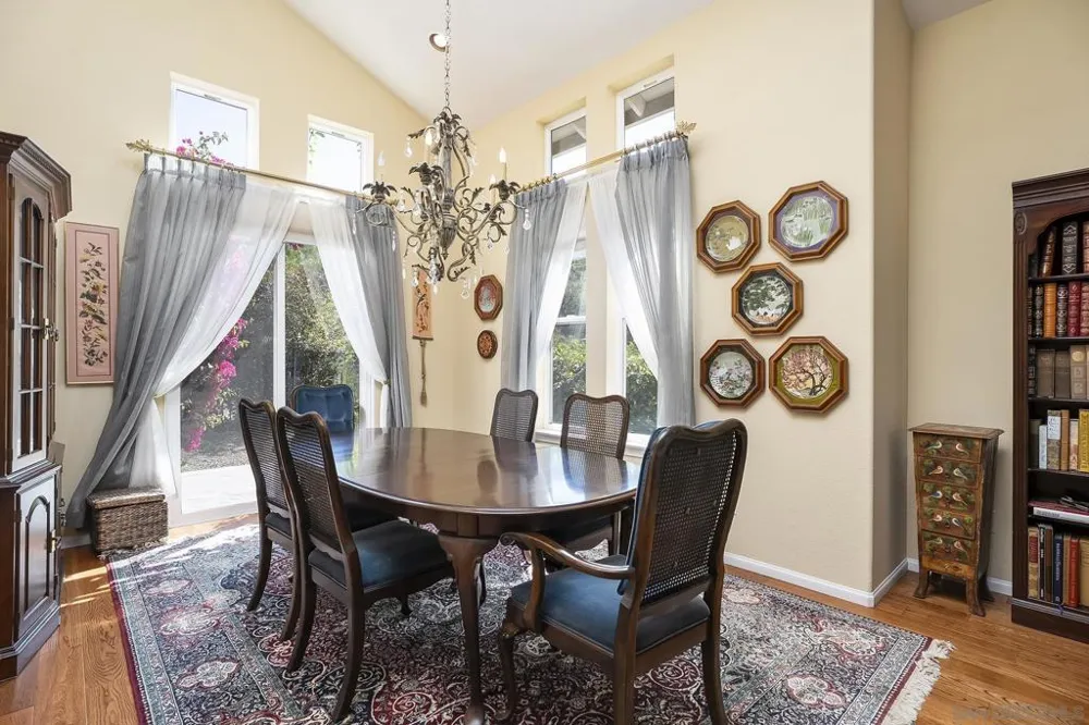 2914 STONEFIELD DR Jamul, CA 91935