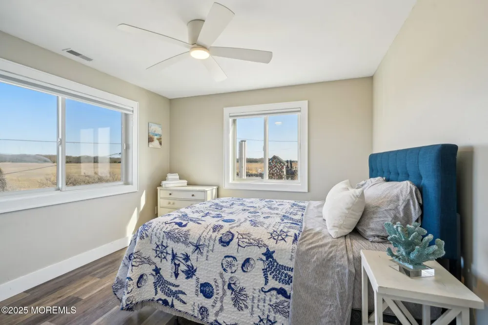 27 S Beach Drive Cape May Court House, NJ 08210