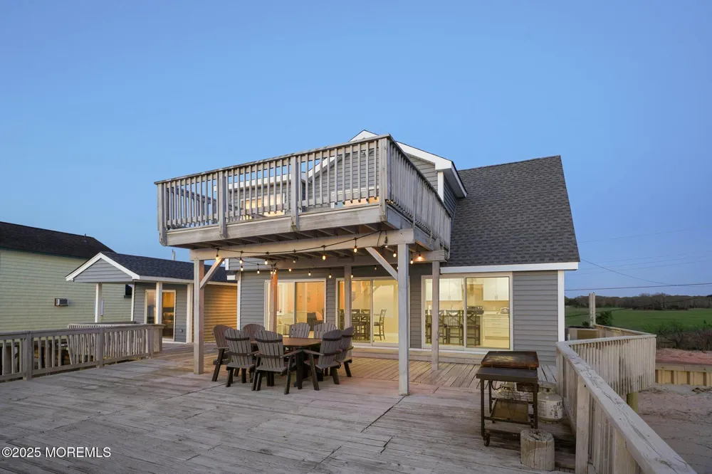 27 S Beach Drive Cape May Court House, NJ 08210